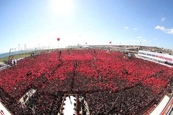 Meydanlar 14 Mayıs zaferini çağırıyor! Numan Kurtulmuş üstüne basa basa söyledi: AK Parti açık ara birinci - 2