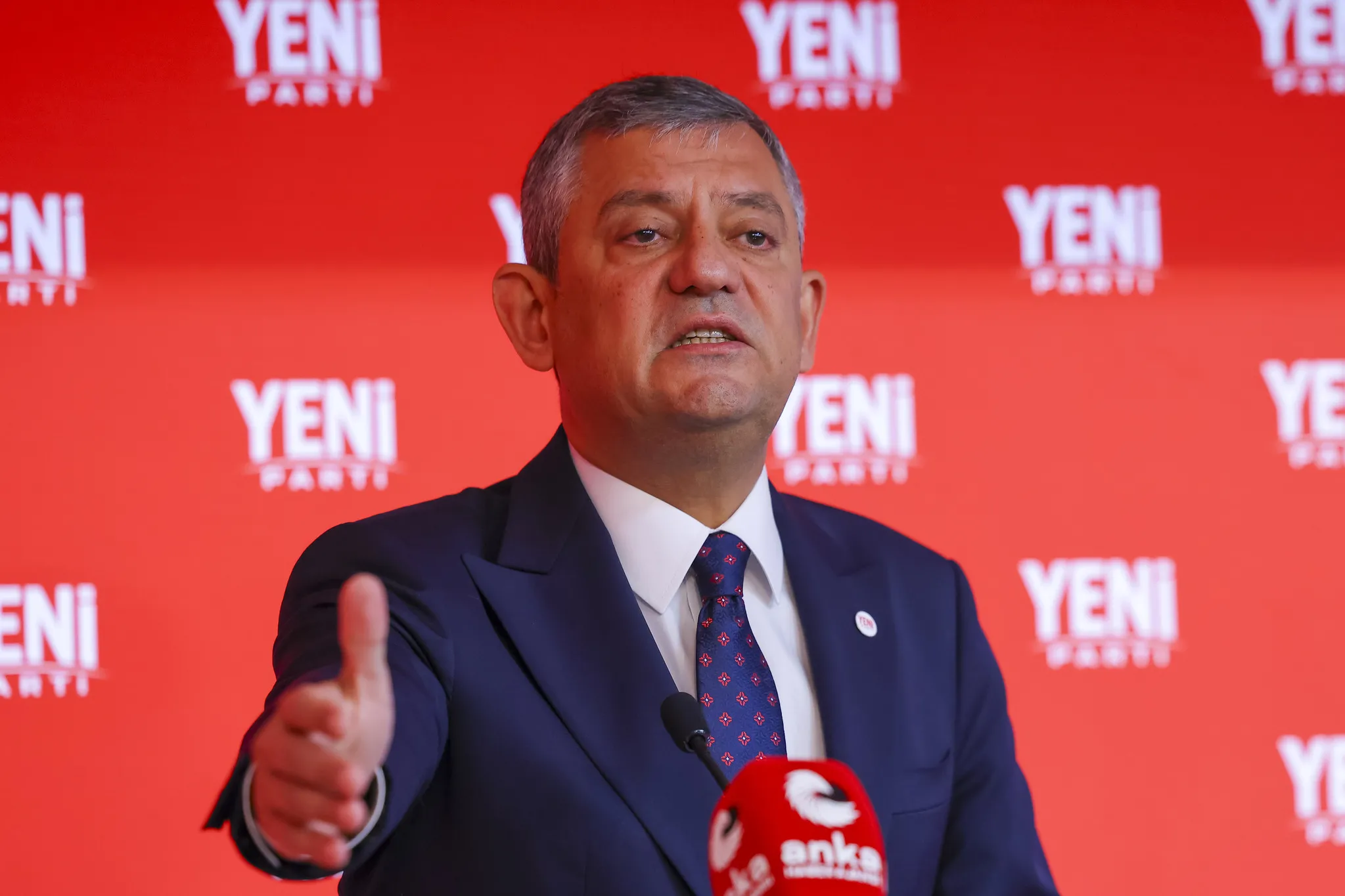 A Haber'i tehdit eden Özgür Özel'in hedefi bu kez SABAH!