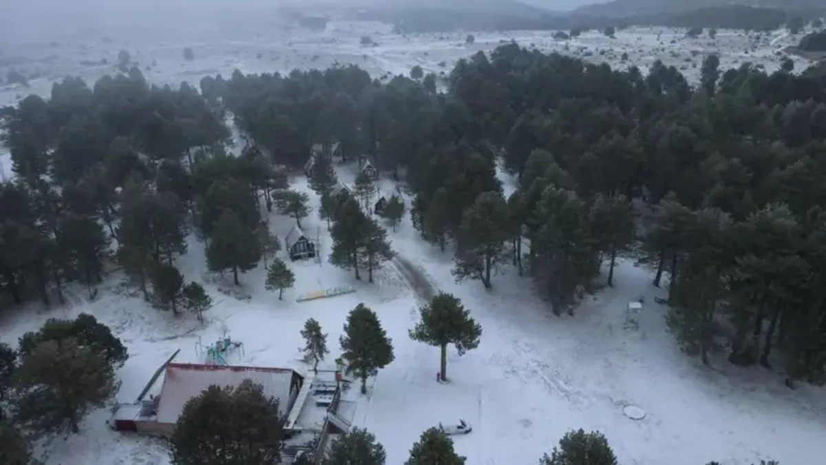 Manisa'nın yüksek kesimlerinde kar yağışı etkili oldu