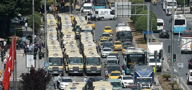 İstanbul'da servis, taksi, minibüs, taksilere yeni tarife