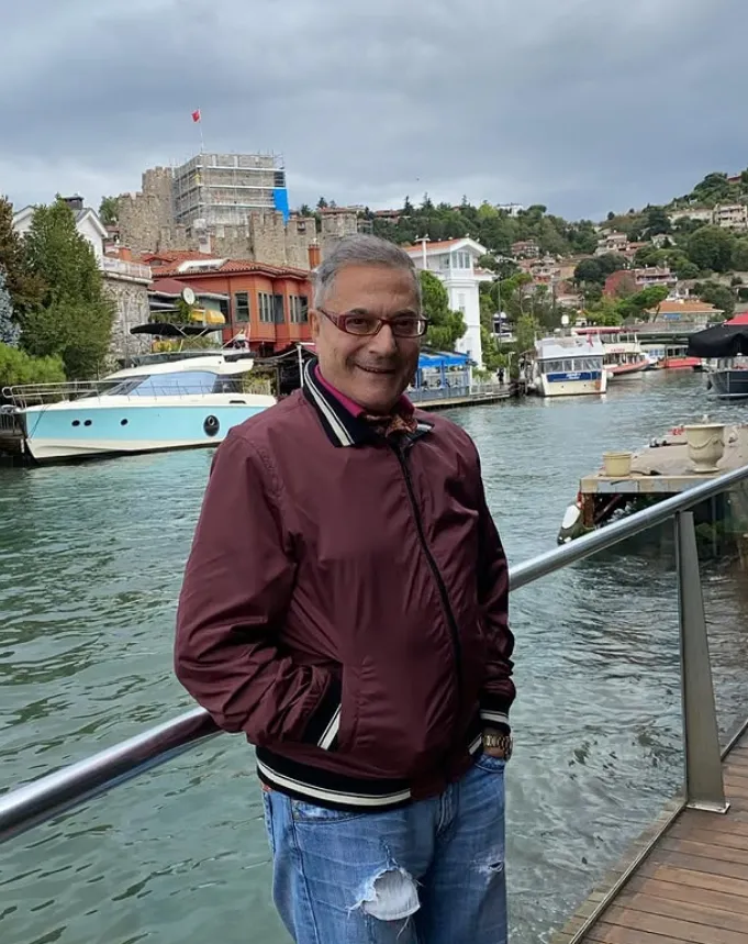 1789018414482.png Mehmet Ali Erbil evinde fenalaşarak hastaneye kaldırıldı, kalp krizi sonrası tıkalı damarına stent takıldı - 2