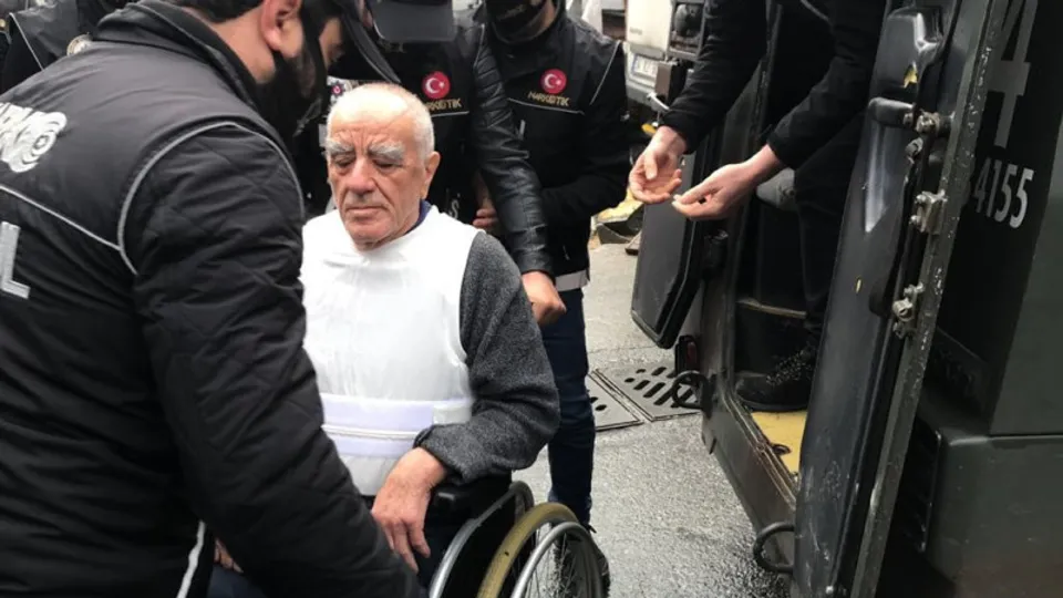 Urfi Çetinkaya'nın 10 yıllık kaçış hikayesi böyle sona erdi! Türk Escobar’ın lüks villada ‘korku’ hayatı