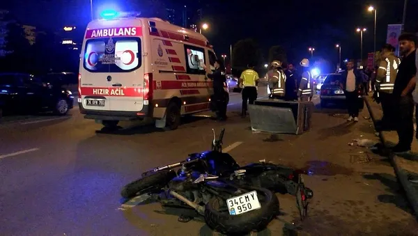 1696042482213.jpeg Motosikletle çarpıştı aracı bırakıp kaçtı! Yer: Kartal - 2