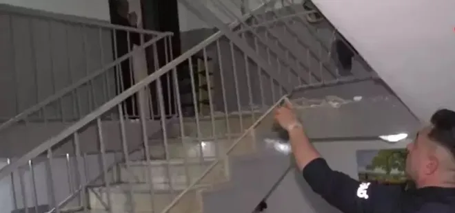 Erzurum'da 5 katlı binanın merdiveni çöktü