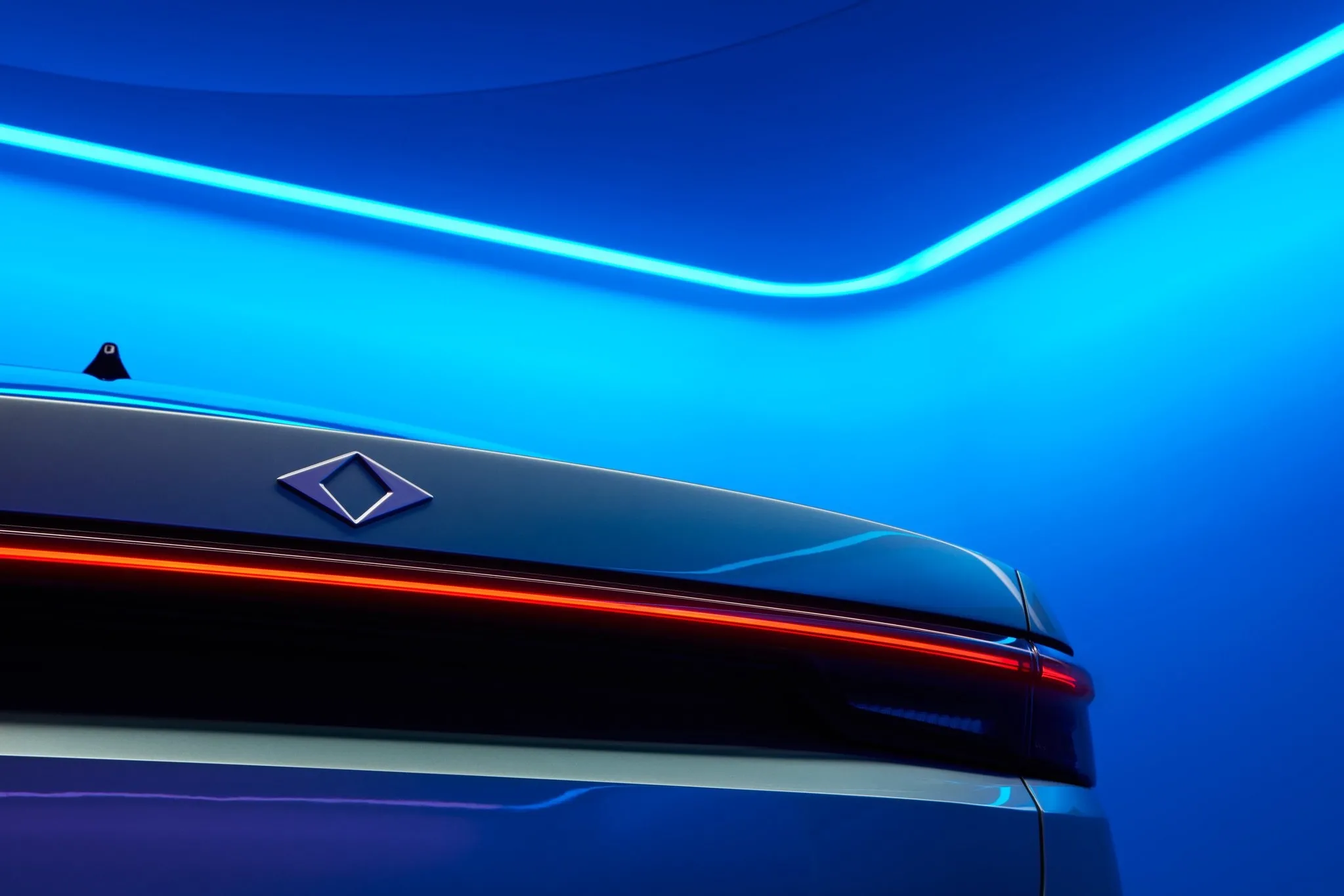 Togg'dan heyecanlandıran paylaşım! Yeni modelden görseller gelmeye devam ediyor: Tanışmaya hazır mısınız?