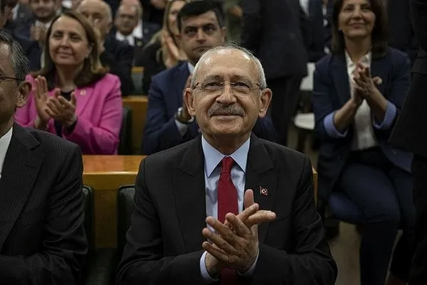 1687358716219.jpg Kılıçdaroğlu'ndan koltuk için savaş sinyali: Gerekirse 16'lı masa kuracağım! Vekil kaybı loading... Özdağ'ın ardından Ahmet Özal - 2