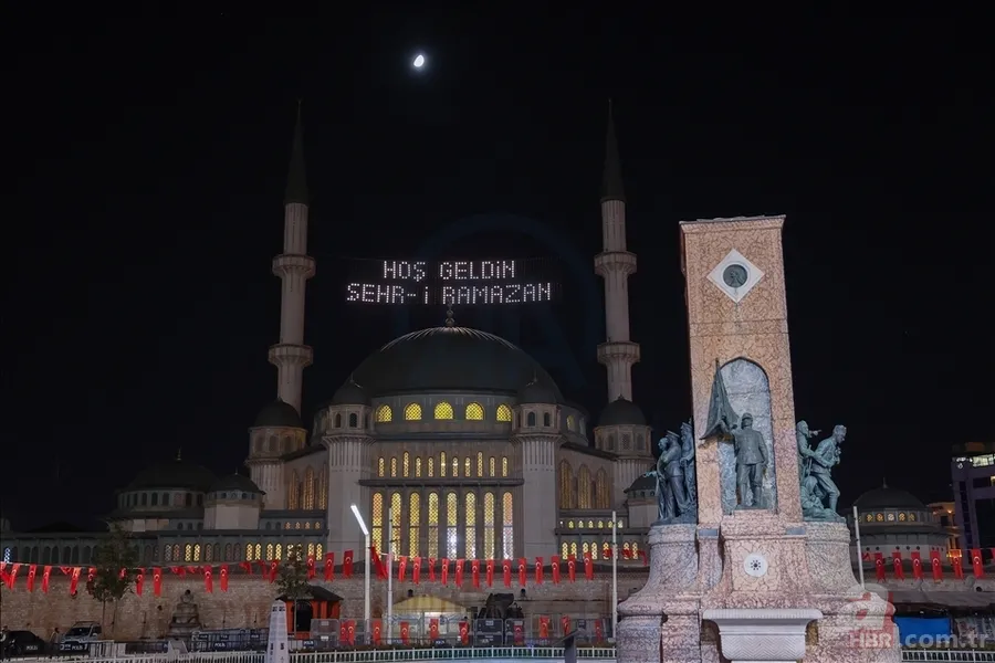 Kadir Gecesi FAZİLETİ | Kur'an-ı Kerim neden Kadir Gecesi indirildi, önemi nedir? Bin aydan daha hayırlı ne demek, tefsiri... 13