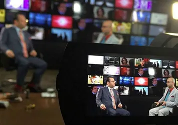Rejim karşıtı medya patronuna sır infaz!