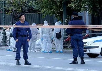 Fransa'nın Atina Büyükelçiliğine bombalı saldırı