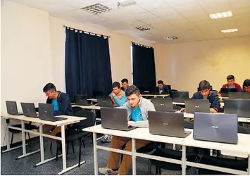 Şehit çocuklarına iş garantili eğitim