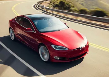 Tesla üretimi durdurma kararı aldı