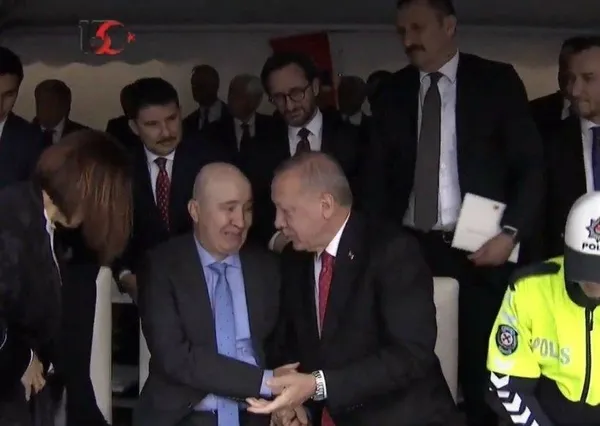 Cumhurbaşkanı Başdanışmanı olan Turgut Aslan, 15 Temmuz gecesi neler yaşadı? FETÖ’cü hainlerin ilk hedeflerindendi...