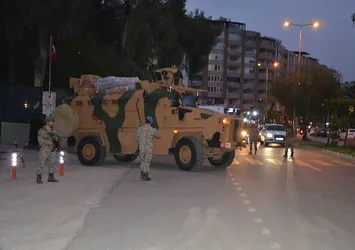 Suriye sınırına askeri sevkiyat