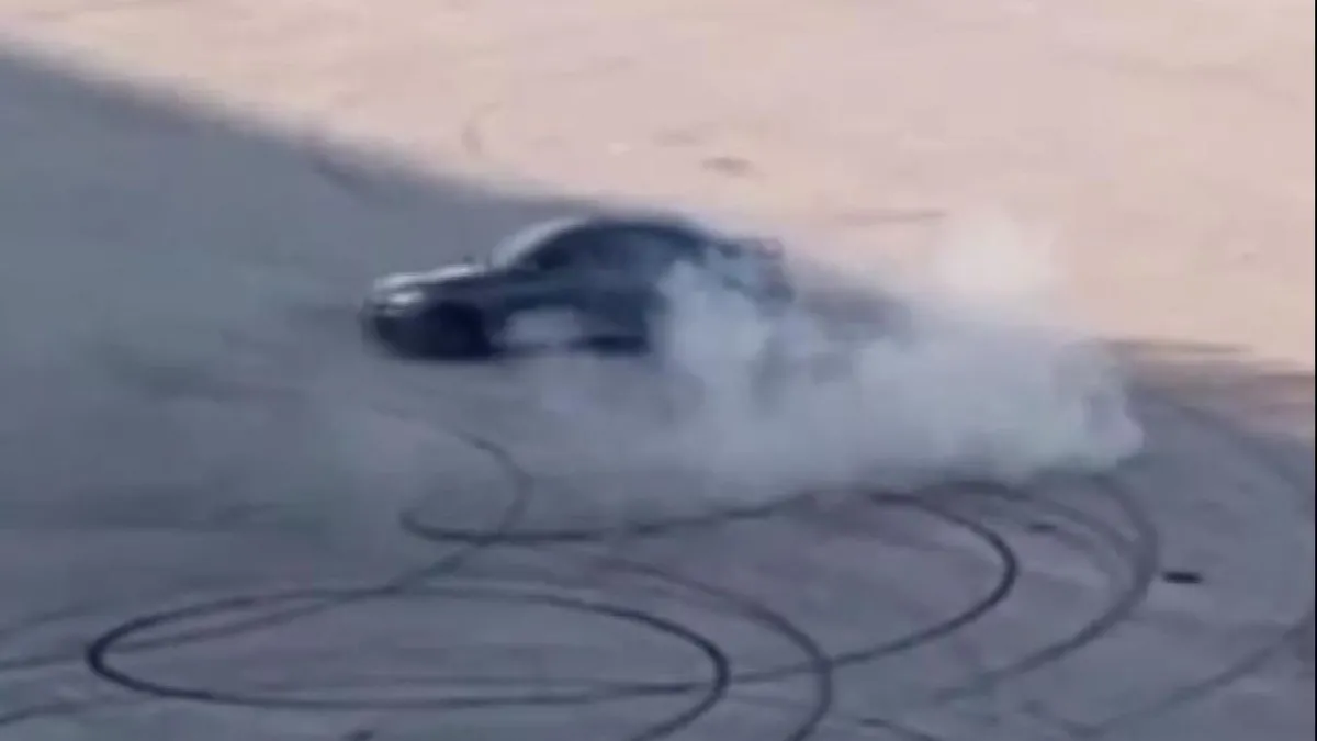 Konya'da otomobilleriyle yarış yapan iki sürücüye toplam 472 bin lira ceza