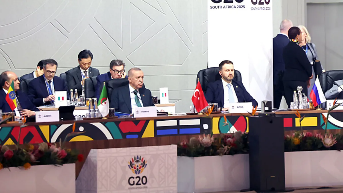 Başkan Erdoğan'dan G20 Zirvesi'nde kritik çağrı: Ülkelerin borcu adil olarak yapılandırılmalı