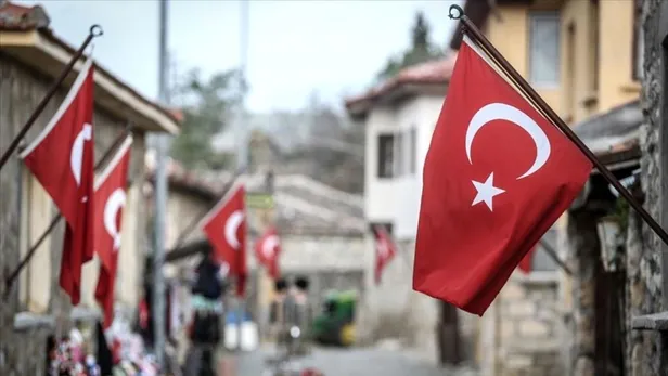 Mehmet Akif Ersoy ne zaman öldü, vefat etti? İstiklal Marşı ne zaman, hangi tarihte yazıldı? Aziz dizisinde gündem oldu...