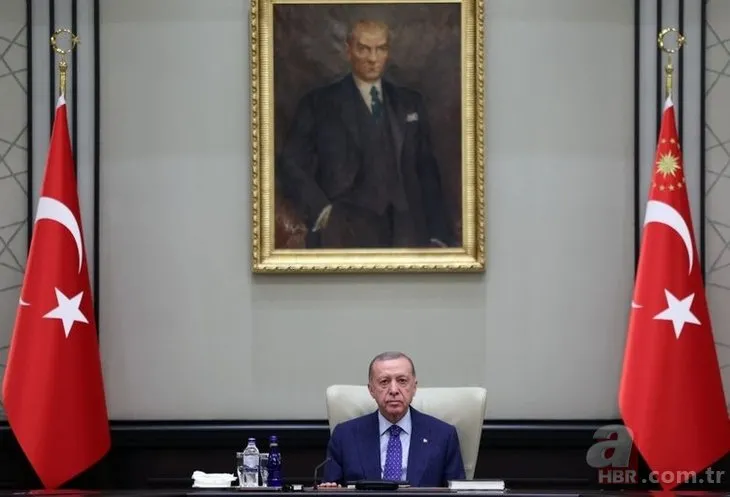 Dünya Başkan Erdoğan’ın kararını bekliyor! Yeni kabinede kimler olacak?