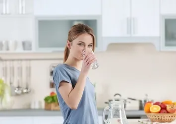 Gereğinden fazla su içmek...