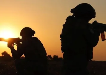 Teröre geçit yok! Hain emellerle yurda girmeye çalışan terörist yakalandı