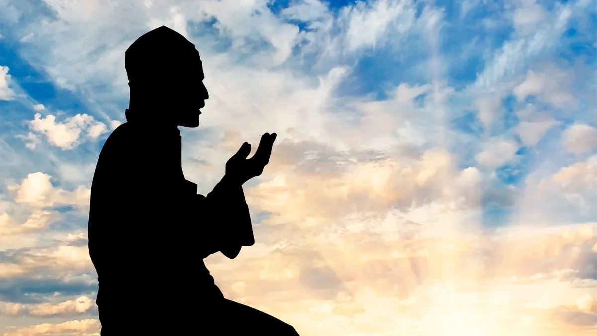 Bayramın Müjdecisi Arefe Gününde Okunacak Dualar Neler? Sevgi, Bağışlanma ve Bereketin Gününde nasıl dua edilmeli?