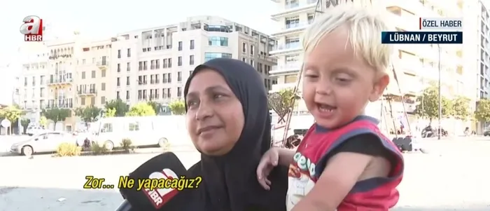 lubnanda-savasin-masum-cocuklari-onun-icin-her-sey-oyundan-ibaret-1727974852959.jpg Lübnan’da savaşın masum çocukları! Onun için her şey oyundan ibaret... - 1