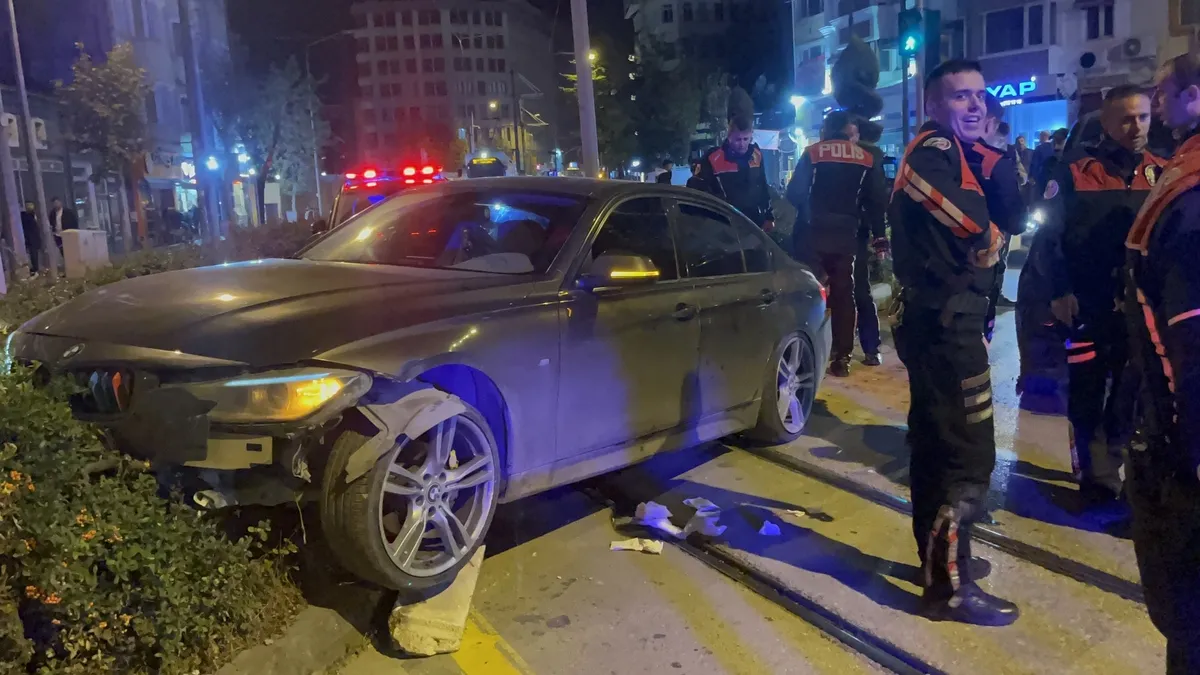 Polisin dur ihtarına uymayan sürücü kovalamacanın ardından yakalandı