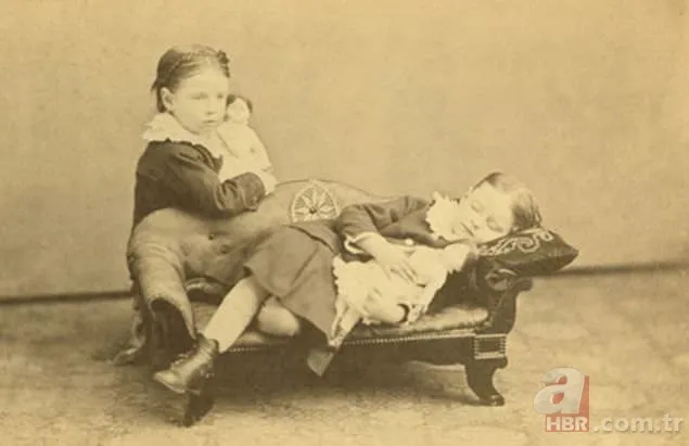 Avrupa'da kan donduran gelenek! Ölülerle fotoğraf çektiriyorlardı 7