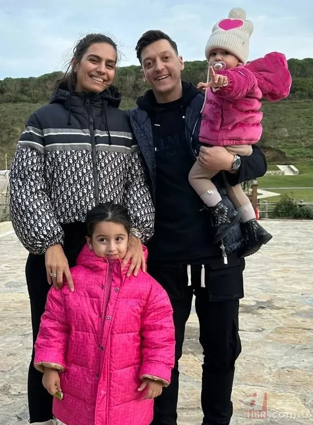 Mesut Özil mutfakta da ustaymış! Amine Gülşe eşinin favorini yemeğini açıkladı 8