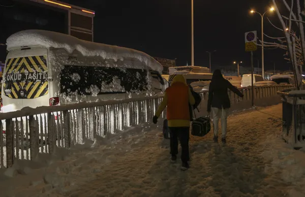 SON DAKİKA! Meteoroloji 5 günlük hava tahmini raporunu yayınladı! İstanbul’da kar yağışı devam edecek mi? Yoğun kar uyarısı geldi