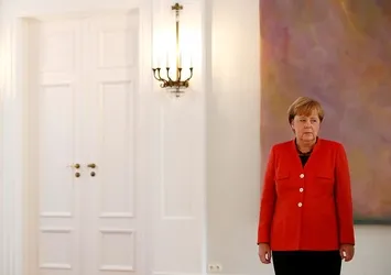 Merkel kendi etti kendi buldu