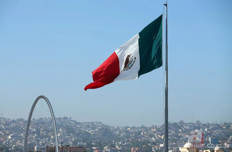 Bilim insanları Aztekler’e ait kafatasları karşısında şoke oldu! Kafatası kulesi… 9