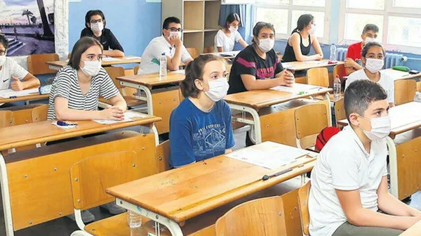 son-dakika-milli-egitim-bakani-ziya-selcuktan-yuz-yuze-egitim-aciklamasi-1607877162447.jpg