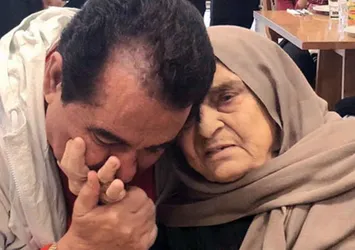 İbrahim Tatlıses'in annesi Leyla Tatlı hayatını kaybetti