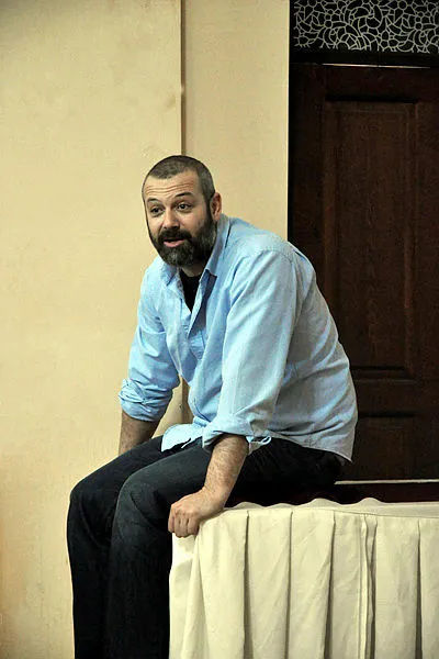 Gezici Levent Üzümcü kapağı İBB’ye attı! İstanbul Şehir Tiyatroları’na geri döndü