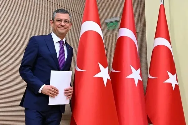 Özgür Özel’e bir darbe de Tunç Soyer’den! Aldığı yanıt karşısında şoka uğradı