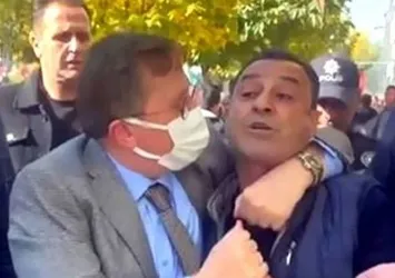 Son dakika: Bingöl'de şehit yakınına küfür skandalında yeni gelişme! Şehit yakınını tekmeleyen Hüseyin Tarık Arda hakimliğe sevk edildi