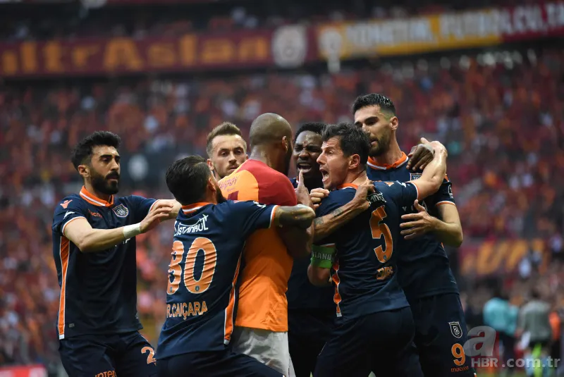 Başakşehir'in golü sonrası ortalık karıştı 8