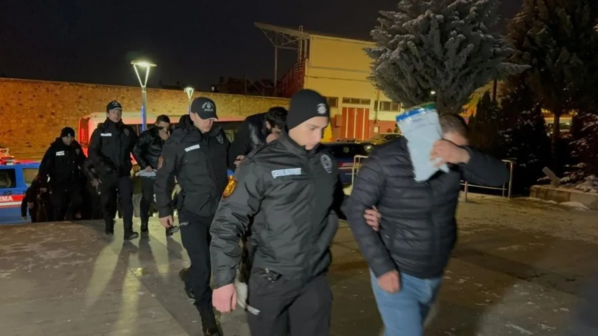 İki ilde tefecilik operasyonu! 35 tutuklama