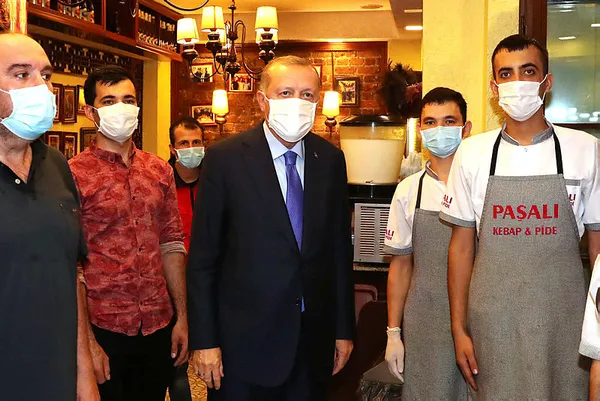 Başkan Erdoğan'a Üsküdar’da sevgi seli! - 2