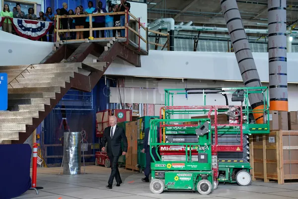 biden-abddeki-havalimanlarindan-sikayetci-ilk-25te-bile-degiliz-1663011446239.jpg Biden ABD'deki havalimanlarından şikayetçi: İlk 25'te bile değiliz - 2