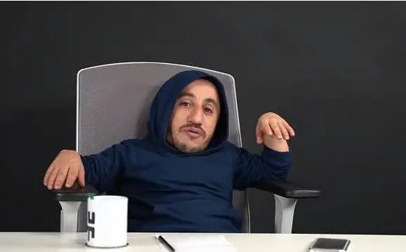 yasa-disi-bahis-reklaminda-oynadi-ridvan-abi-lakapli-ridvan-celik-tutuklandi-1787601791055.jpg Yasa dışı bahis reklamında oynadı: "Rıdvan Abi" lakaplı Rıdvan Çelik tutuklandı - 1