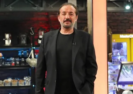 Babasının izinden gidiyor! MasterChef jürisi Mehmet Yalçınkaya'nın oğlu bakın kimmiş! 