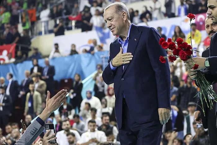 Sakarya'da gençlik buluşması: Başkan Erdoğan: Gençler 8 ay sonra siz birilerini deli edeceksiniz - 8