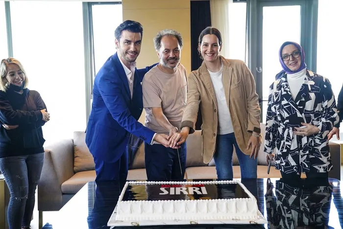 atvden-bir-dizi-daha-ikimizin-sirrinin-cekimleri-basladi-1624441761900.jpg atv’den bir dizi daha! İkimizin Sırrı’nın çekimleri başladı - 1
