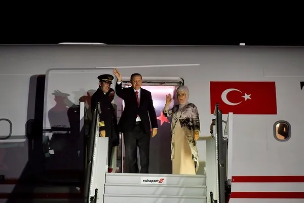 baskan-erdogan-g20-liderler-zirvesine-katilmak-uzere-italyaya-gitti-1635535399584.jpg
