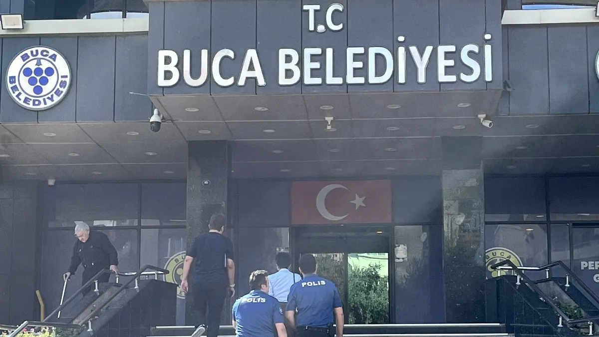 CHP'li Buca Belediyesi'ne 150 milyon liralık haciz