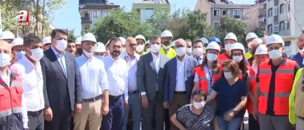 1628932879785.jpg Metrosu kapatılan Sancaktepe'de 'köstebek' töreni! Vatandaş isyan etti: Tören değil metro istiyoruz - 1