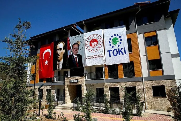 Bakan Murat Kurum Hatay’da 452 bin konut ve iş yeri için tarih verdi!