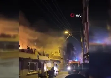 Bursa'da tek katlı ev alev alev yandı