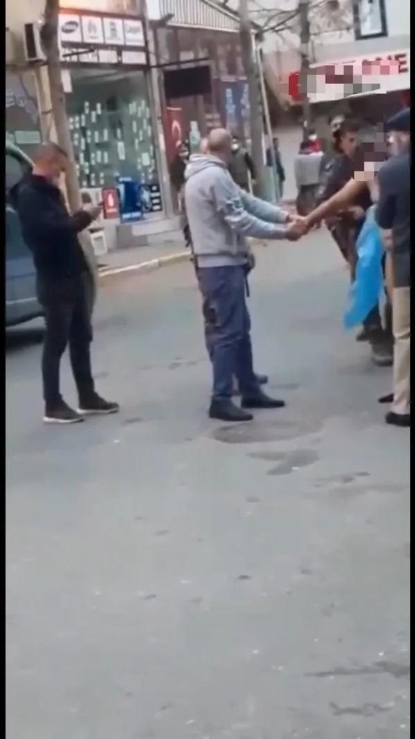 İstanbul’da intikam için sokakta çıplak dolaştırmışlardı! Şok ifadeler: Taşın dedim, dinlemedi... - 4
